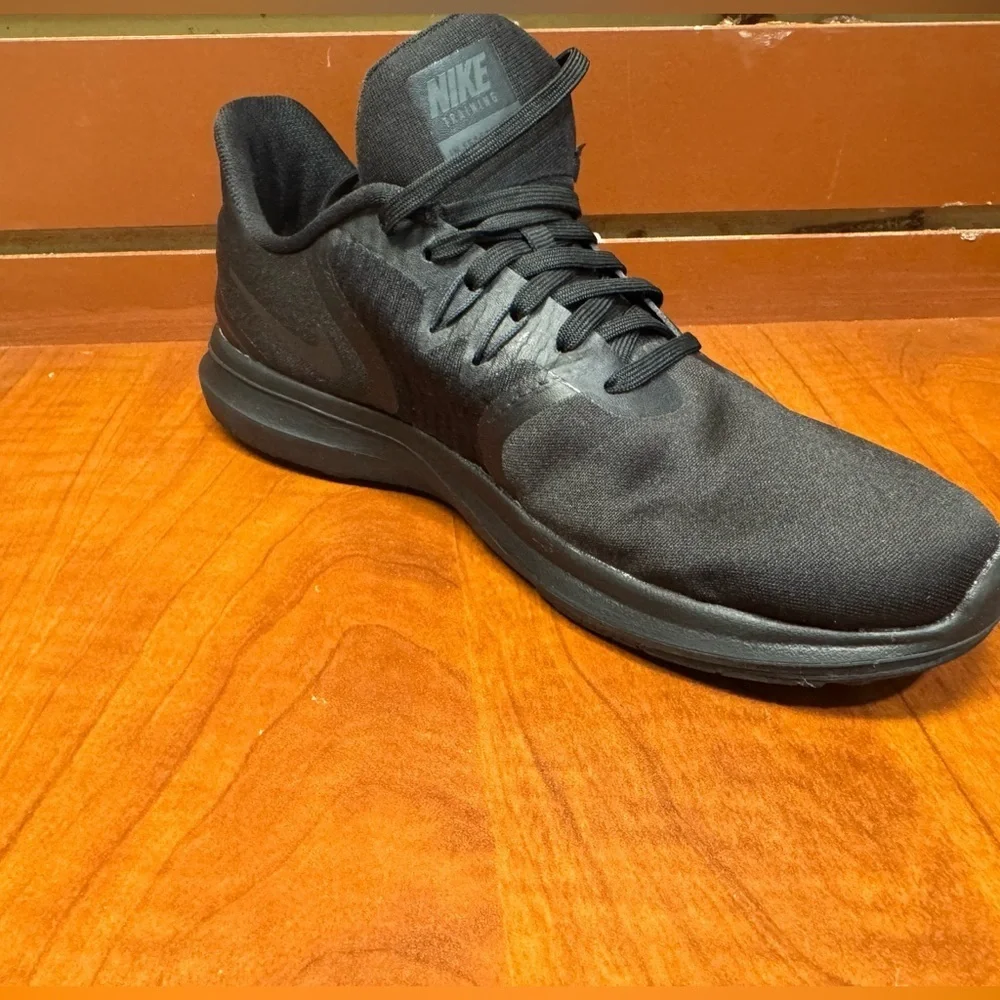 Nike Black Sneakers